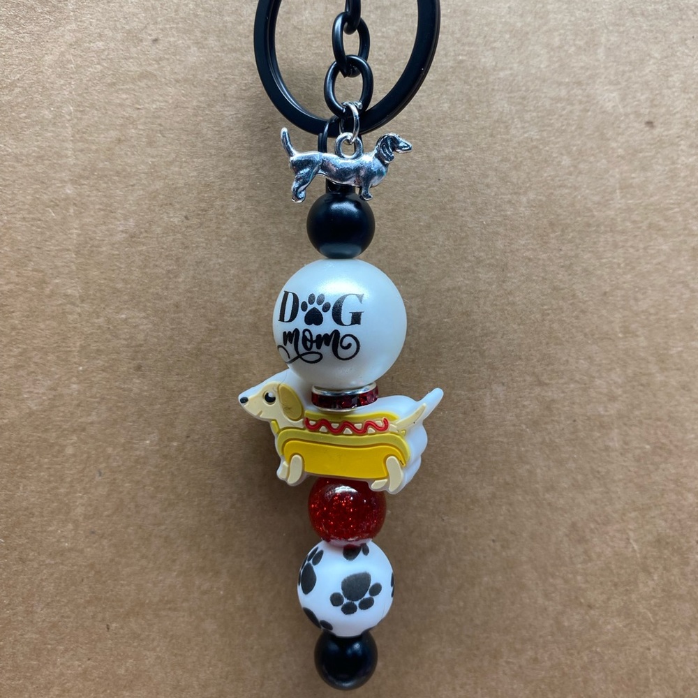 NWT HANDMADE DACHSHUND KEYCHAIN